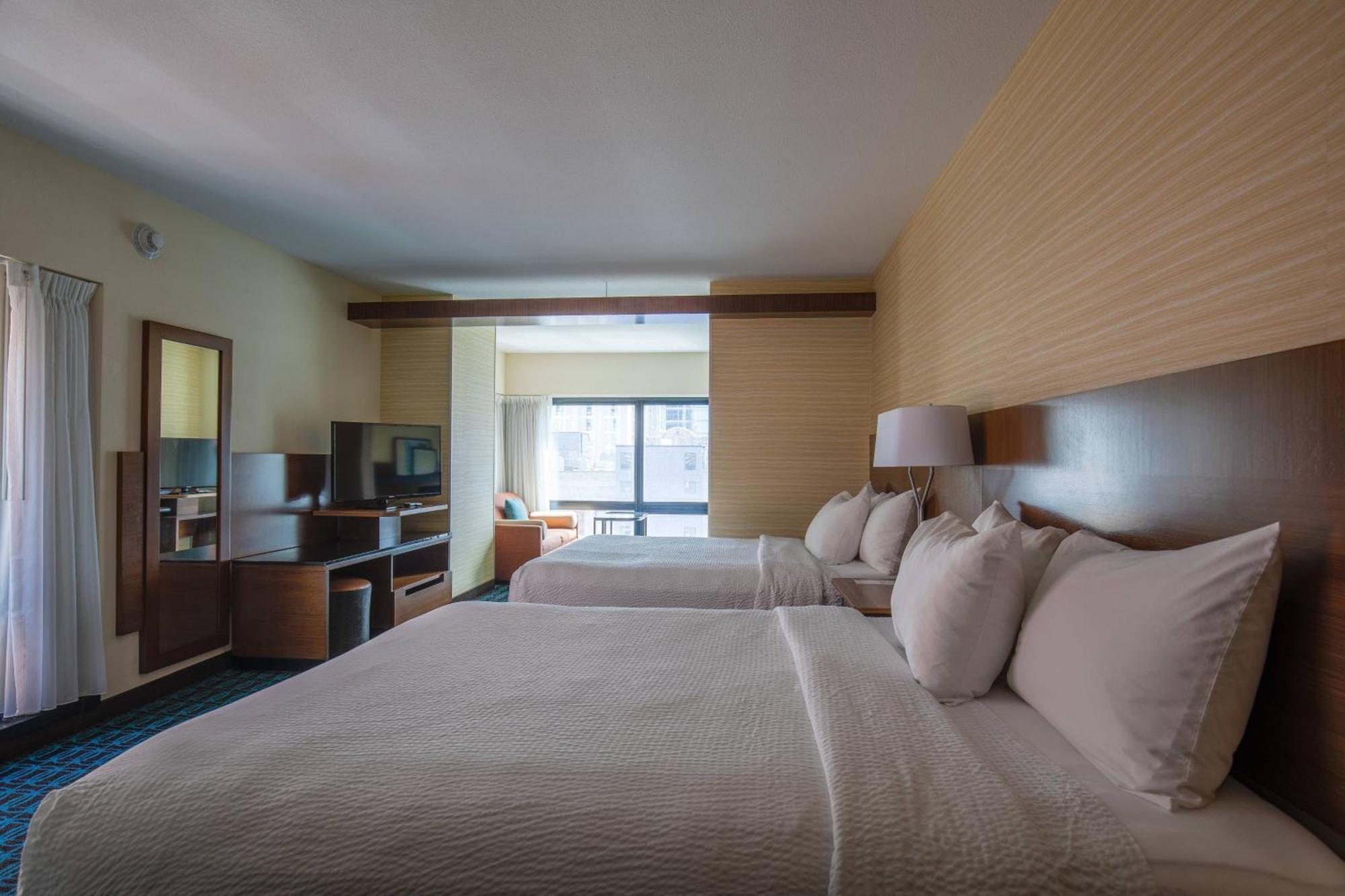 Fairfield Inn And Suites Chicago Downtown-River North Экстерьер фото